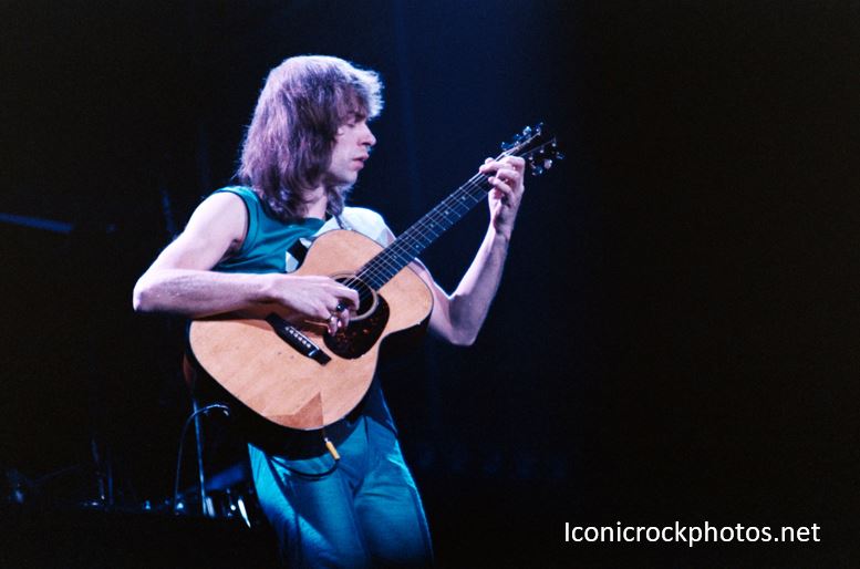 Yes Steve Howe